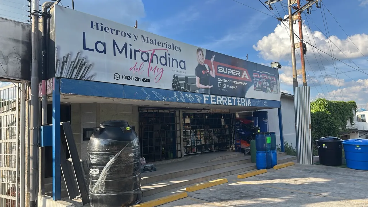 Fachada de Hierros y Materiales La Mirandina del Tuy